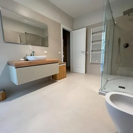 Appartement Red Bridges House Napels